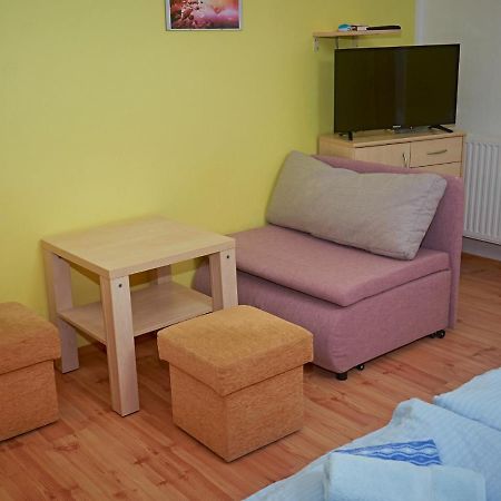 Vila Rhea Apartman Vázsec Kültér fotó